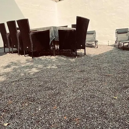 Wunderschoene City-wohnung Mit Gartennutzung Naehe Hbf Apartment