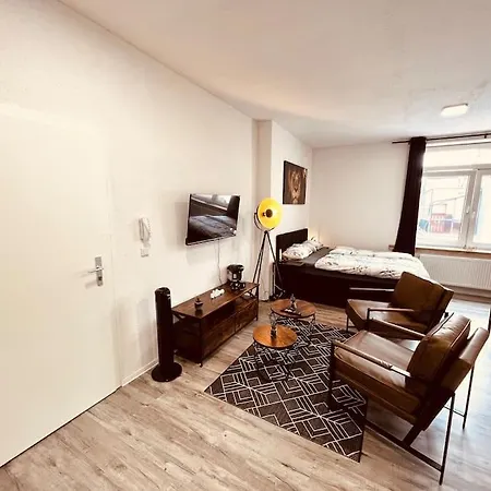 Apartment Wunderschoene City-wohnung Mit Gartennutzung Naehe Hbf Krefeld